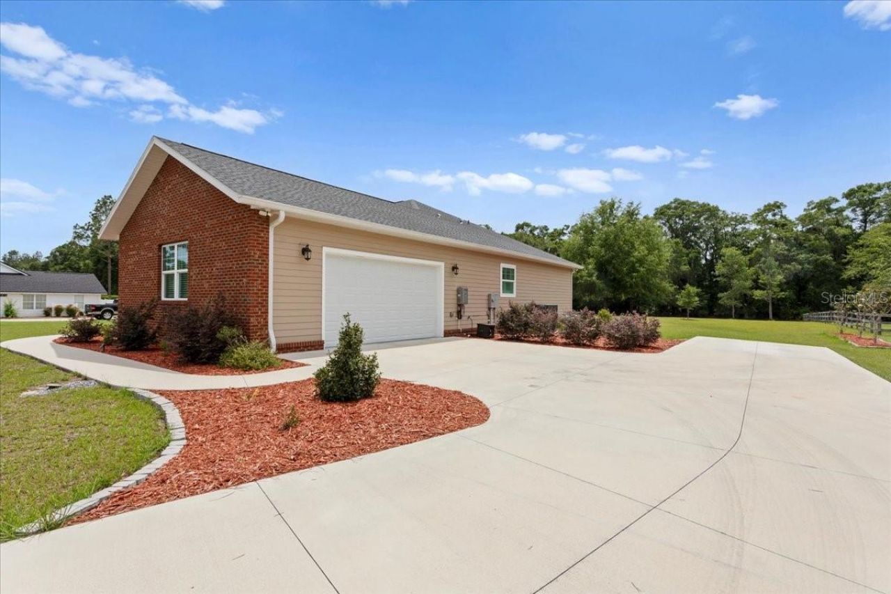 20772 NW 252nd Street, High Springs, FL 32643 Photo