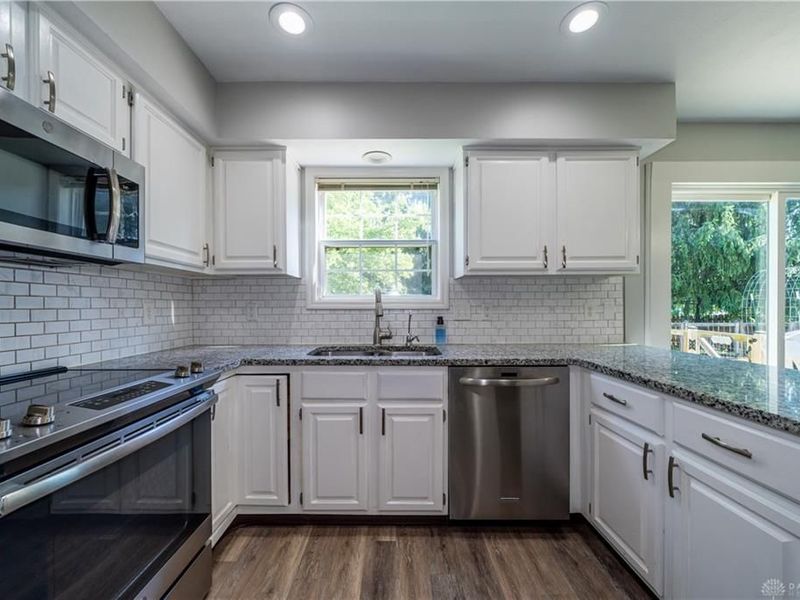 70 Reed Road, Springboro, OH 45066 Photo 4