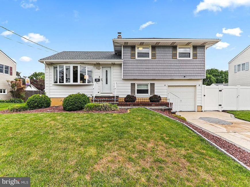 34 Gary Drive, Hamilton, NJ 08690 Main Photo