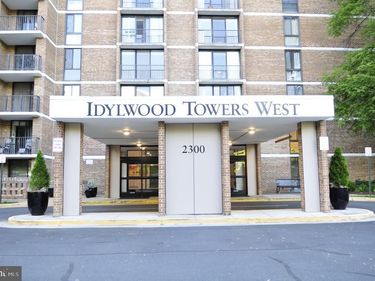 2300 PIMMIT DRIVE , Unit 415, FALLS CHURCH, VA 22043