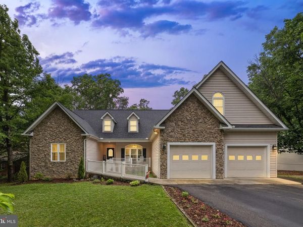 126 YORKTOWN BOULEVARD, LOCUST GROVE, VA 22508