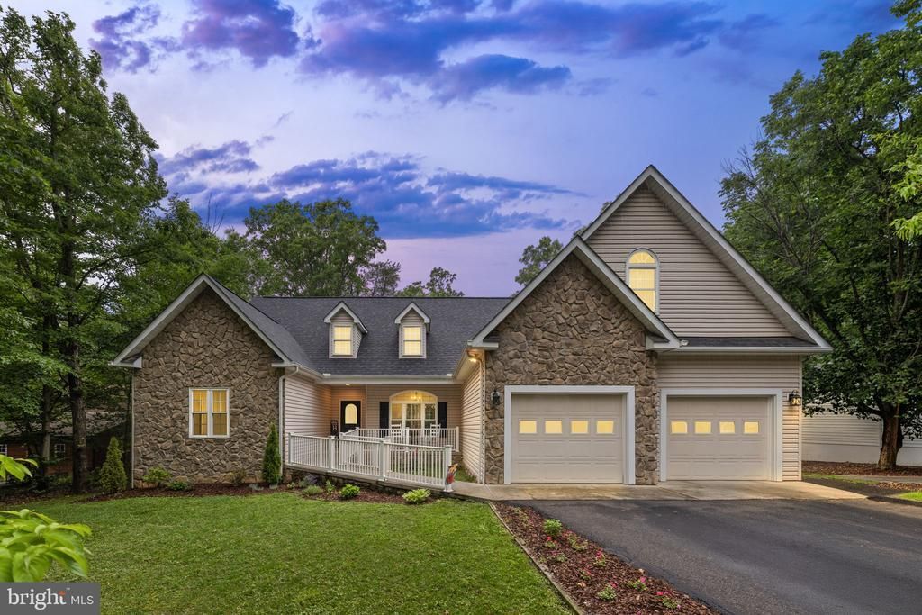 126 Yorktown Boulevard, Locust Grove, VA 22508 Main Photo