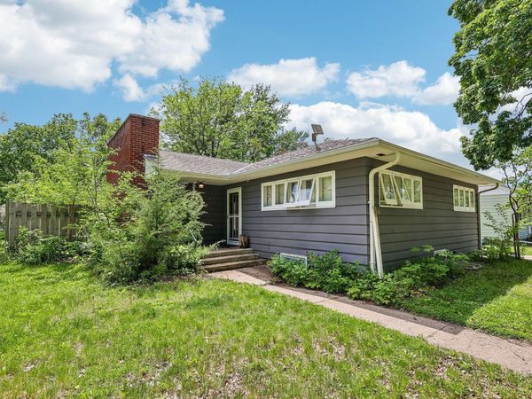 113 Central Street, Le Sueur, MN 56058