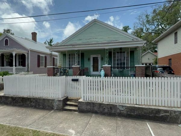 109 S Florida Blanca St, Pensacola, FL 32502