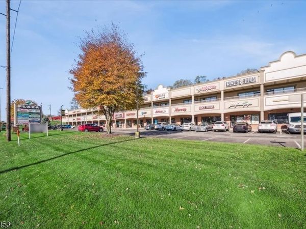 326 Route 22 W, Green Brook, NJ 08812