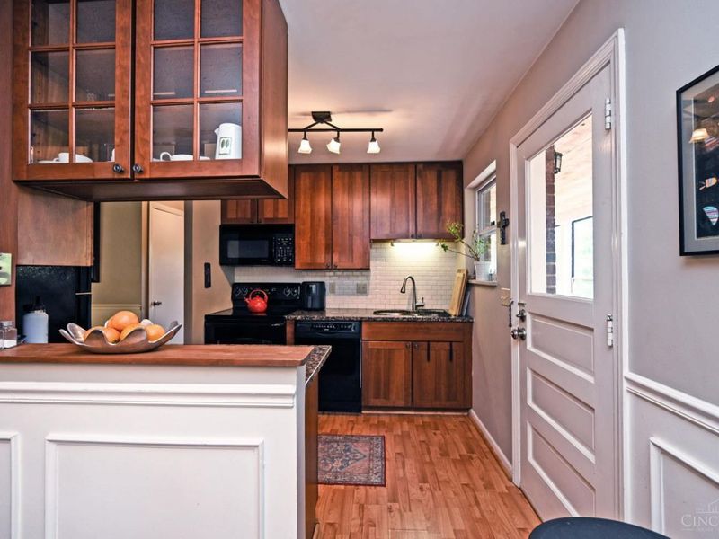 1334 Collinsdale Avenue, Cincinnati, OH 45230 Photo 13