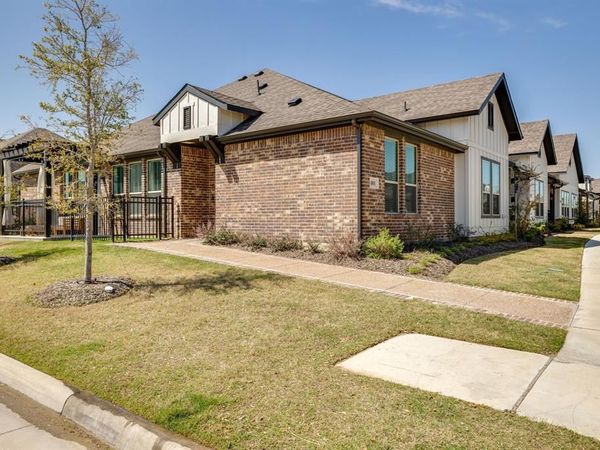 4801 Midnight Violet Way, Arlington, TX 76005