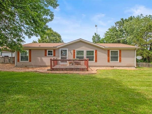 12515 Outer Road, Odessa, MO 64076