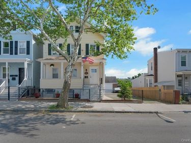 144 Beekman Avenue, Sleepy Hollow, NY 10591