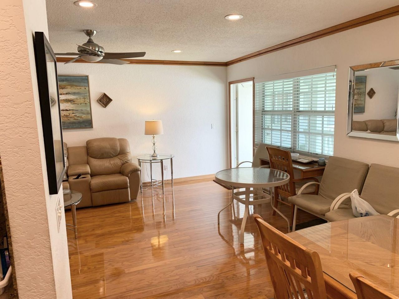 2453 NE 51st Street, Unit D309, Fort Lauderdale, FL 33308 Photo