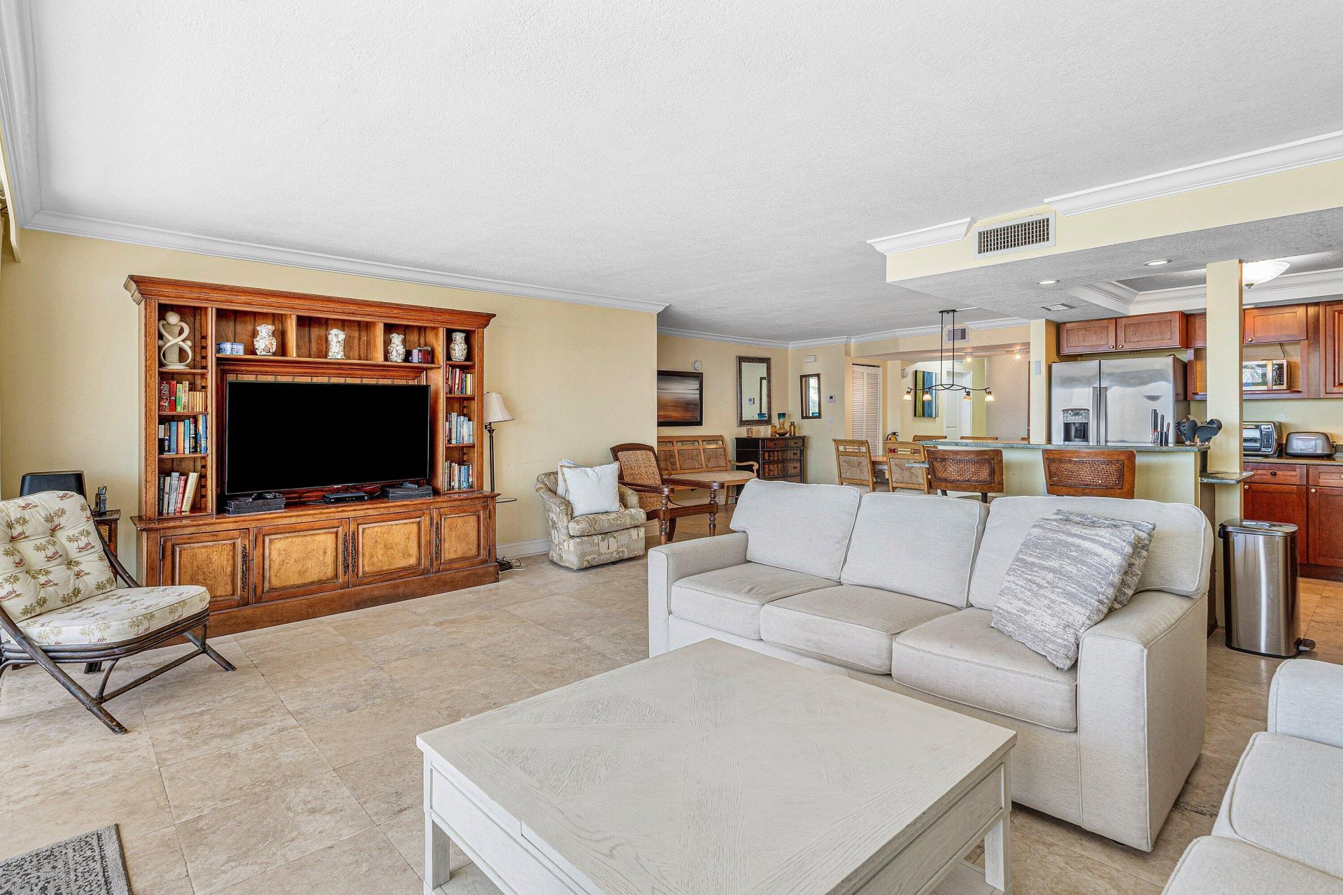 2080 E Hillsboro Boulevard, Unit 407, Deerfield Beach, FL 33441 Photo