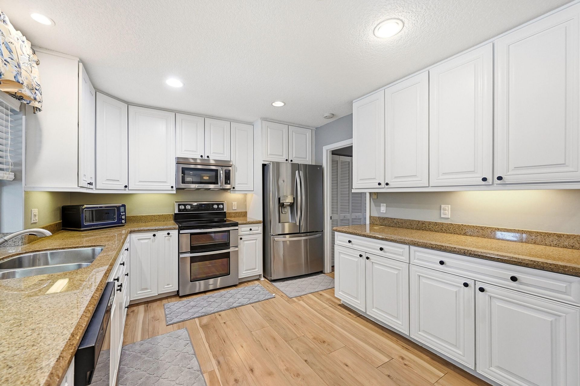 9922 NW 19th Street, Coral Springs, FL 33071 Photo