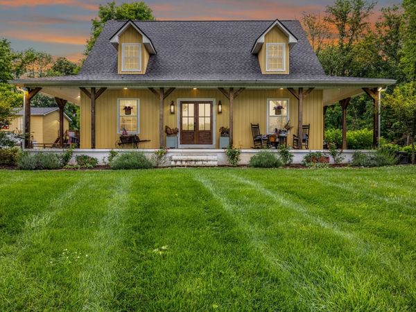 380 Webbs Camp Rd , Walling, TN 38587