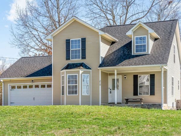 214 Grant Ave, Oak Grove, KY 42262