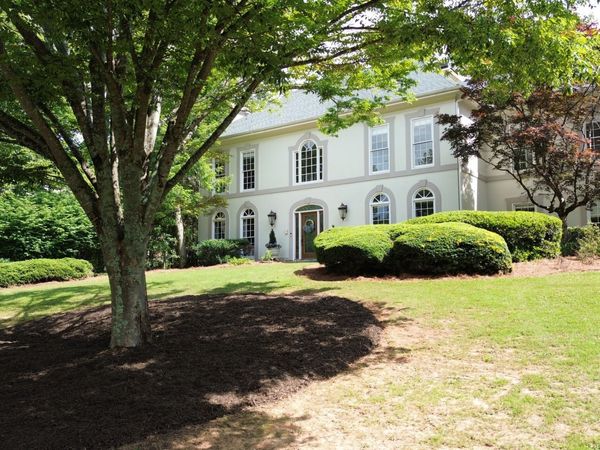 290 Plantation Way, Roswell, GA 30075