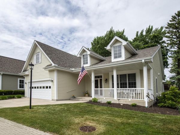 N63W23898 Terrace DRIVE, Unit 17, Sussex, WI 53089