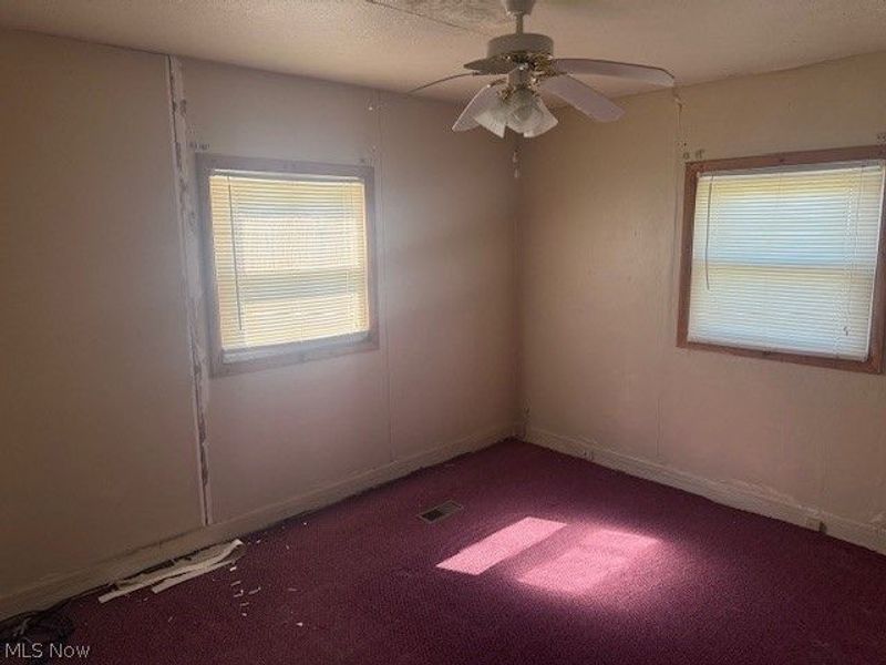 1861 Torbenson Drive, Cleveland, OH 44112 Photo 8