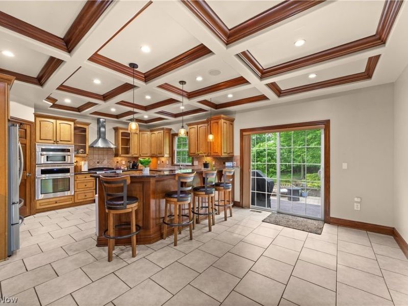 6424 Highland Green Drive, Medina, OH 44256 Photo 11