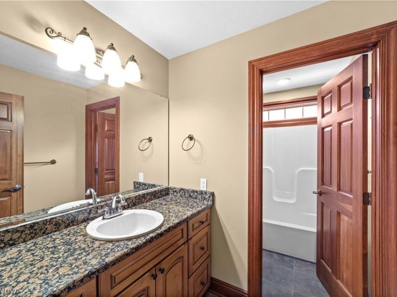 6424 Highland Green Drive, Medina, OH 44256 Photo 32