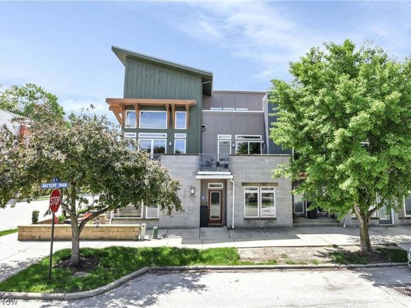 7407 Battery Park Boulevard, Unit H7407, Cleveland, OH 44102