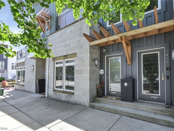 7407 Battery Park Boulevard, Unit H7407, Cleveland, OH 44102