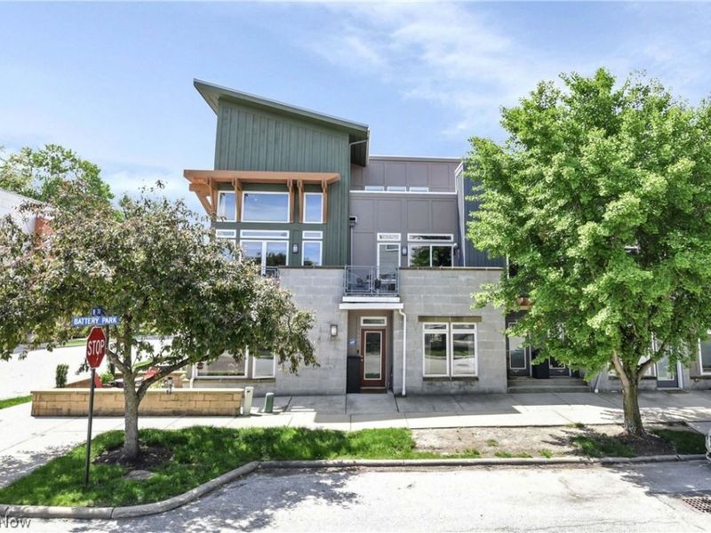 7407 Battery Park Boulevard, Unit H7407, Cleveland, OH 44102 Photo 1