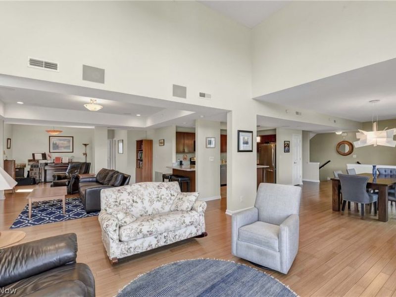 7407 Battery Park Boulevard, Unit H7407, Cleveland, OH 44102 Photo 16