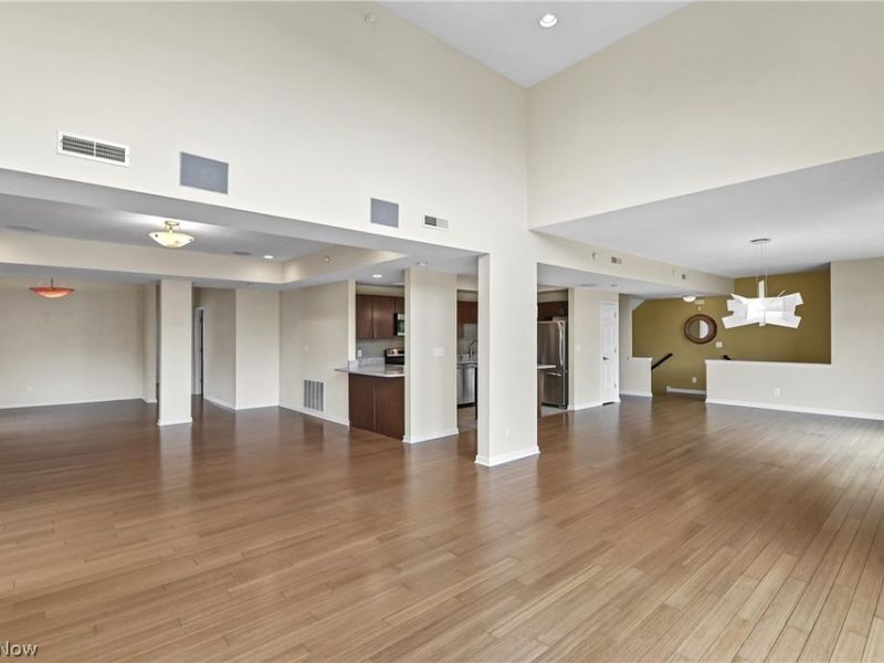 7407 Battery Park Boulevard, Unit H7407, Cleveland, OH 44102 Photo 17