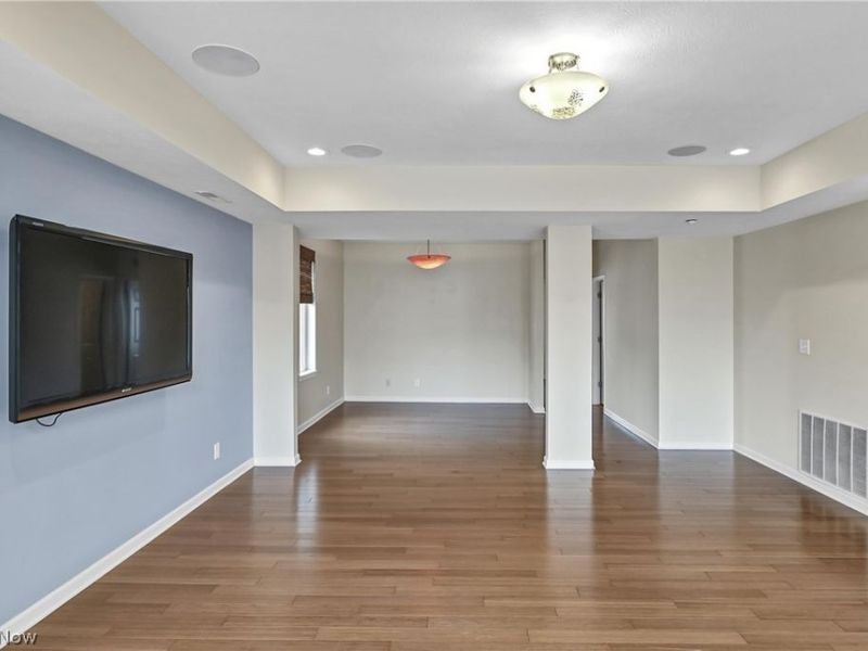 7407 Battery Park Boulevard, Unit H7407, Cleveland, OH 44102 Photo 19