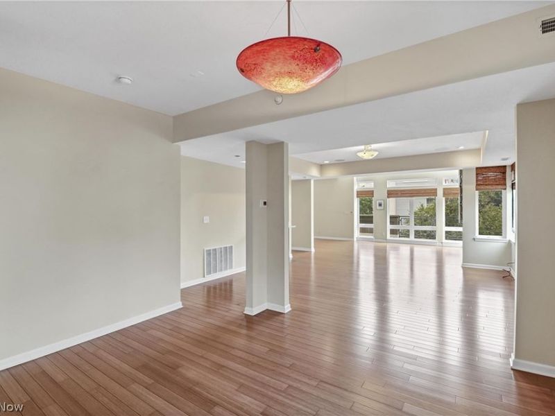 7407 Battery Park Boulevard, Unit H7407, Cleveland, OH 44102 Photo 22