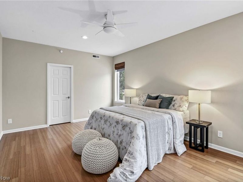 7407 Battery Park Boulevard, Unit H7407, Cleveland, OH 44102 Photo 25