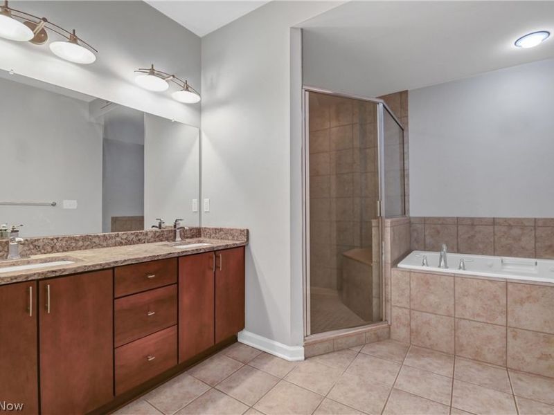 7407 Battery Park Boulevard, Unit H7407, Cleveland, OH 44102 Photo 29