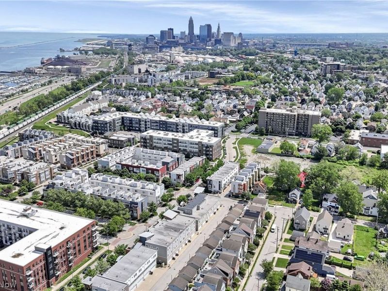 7407 Battery Park Boulevard, Unit H7407, Cleveland, OH 44102 Photo 41