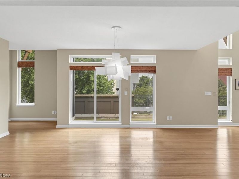 7407 Battery Park Boulevard, Unit H7407, Cleveland, OH 44102 Photo 9