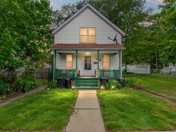 16 Leslie Street, Mount Clemens, MI 48043