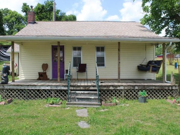 276 Virgie Brown Lane, Baxter, TN 38544
