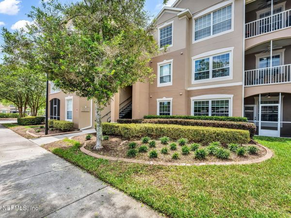 7990 BAYMEADOWS Road E, Unit 520, Jacksonville, FL 32256