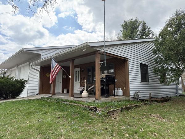 1210 Arndt Street, Fort Atkinson, WI 53538
