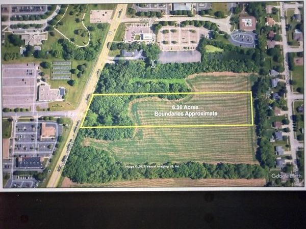 1004 S Il Route 31 , McHenry, IL 60050