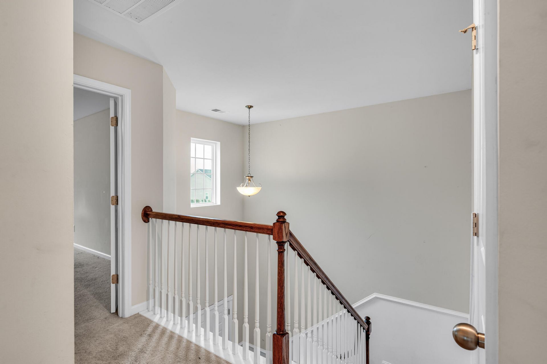 664 Redbud Lane Photo 12