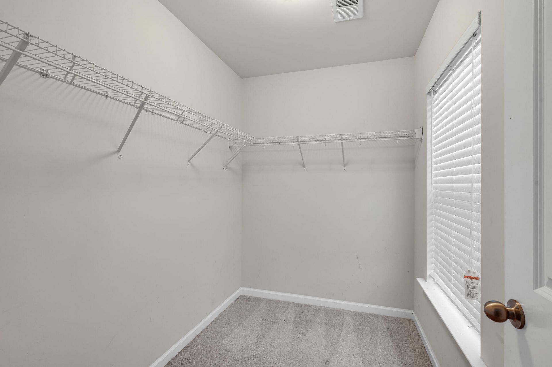 664 Redbud Lane Photo 17