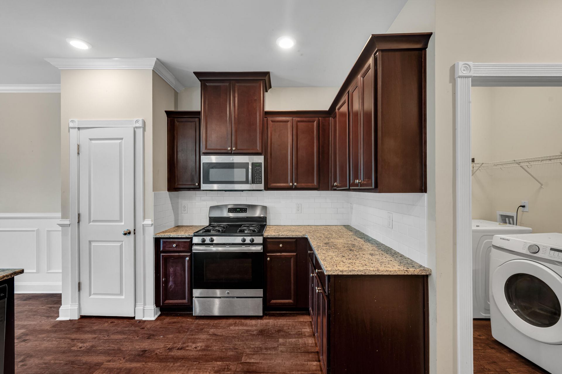 664 Redbud Lane Photo 9