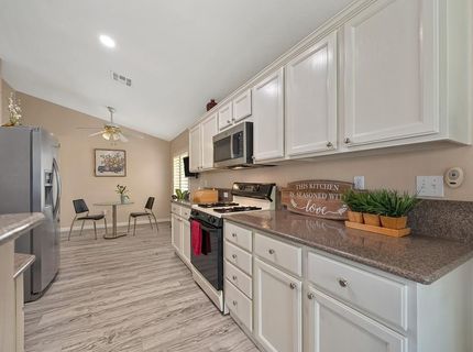 7091 Lost Lake Ln, Roseville, CA 95747 Photo