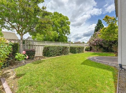 7091 Lost Lake Ln, Roseville, CA 95747 Photo