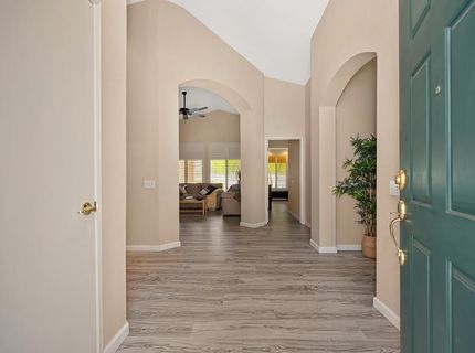 7091 Lost Lake Ln, Roseville, CA 95747 Photo