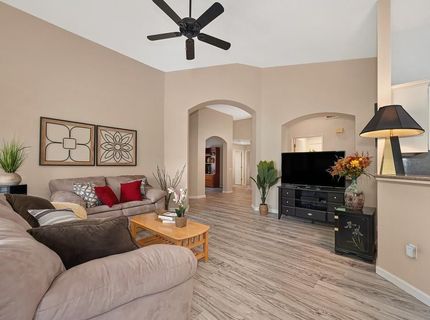 7091 Lost Lake Ln, Roseville, CA 95747 Photo