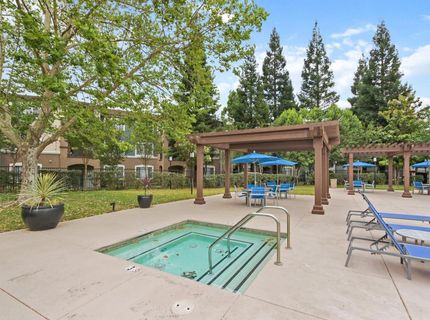 701 Gibson Dr #1712, Unit 1712, Roseville, CA 95678 Photo