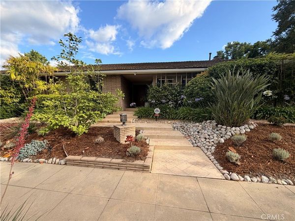 2560 Canterbury, San Marino, CA 91108