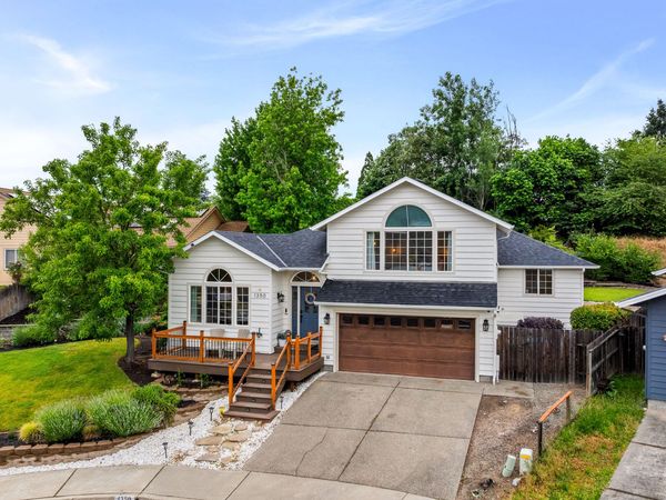 1350 Forestview Drive, Grants Pass, OR 97527