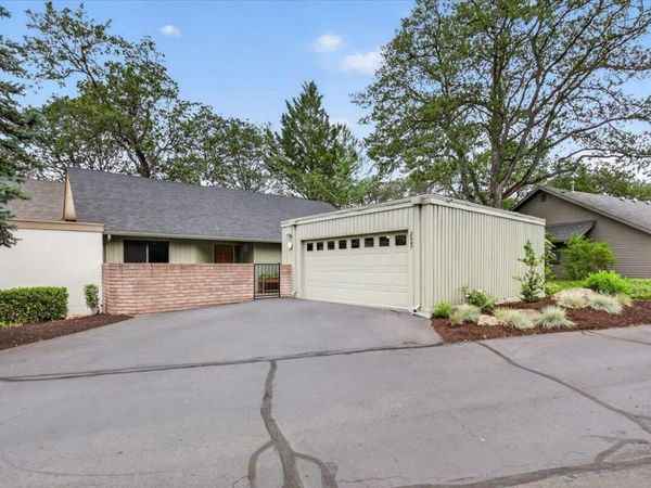 2647 Freedom Way, Medford, OR 97504